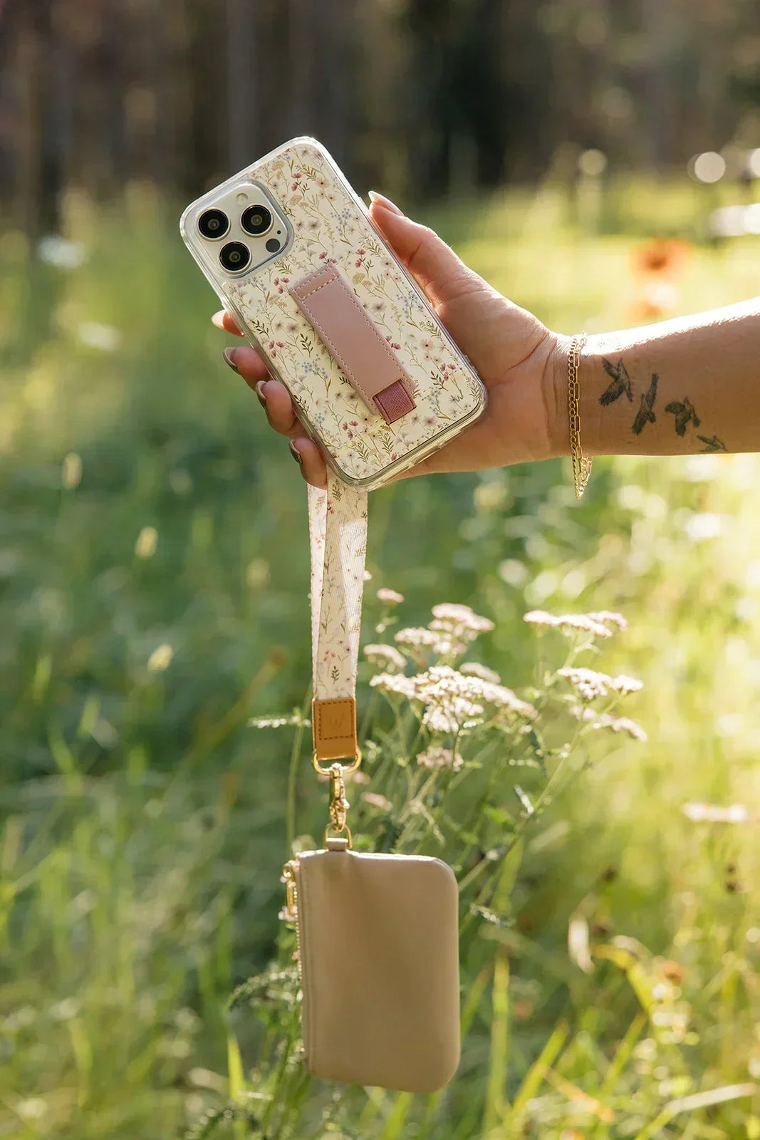 Wildflower Magnetic Case