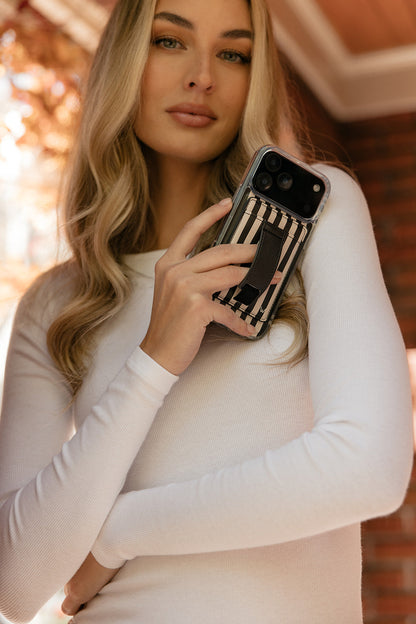 Fine Line Magnetic Wallet